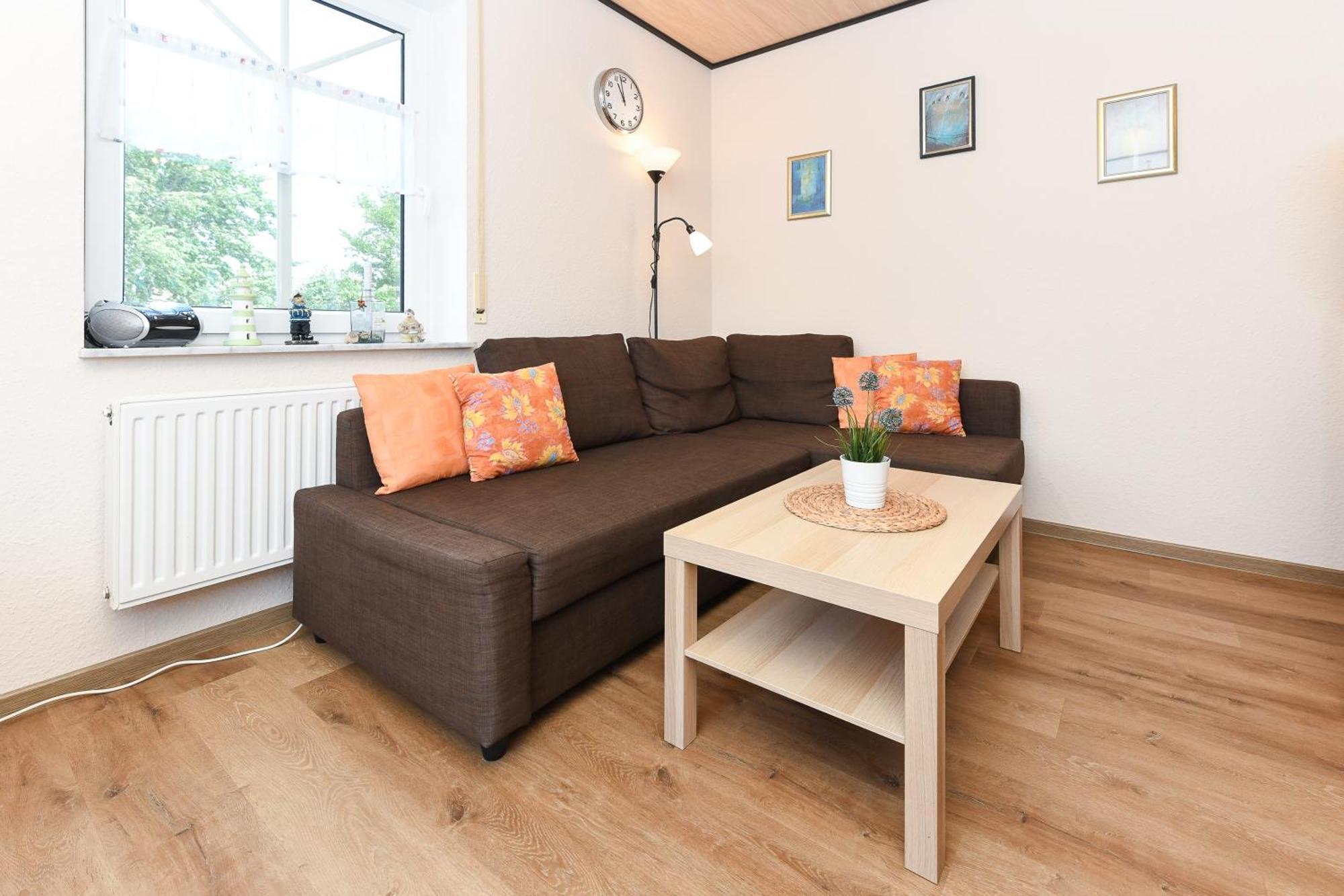 Ferienwohnungen Im Haus Flinthoern Neuharlingersiel Ngoại thất bức ảnh